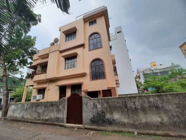 This is 2 BHK  apartment in Kolkata, New Town, by . Part of the 2 BHK Semi Furnished Independent House In Kolkata , with a monthly rent of 20.00 and a build-up area of 3000 sq. ft. From 20 successful projects.