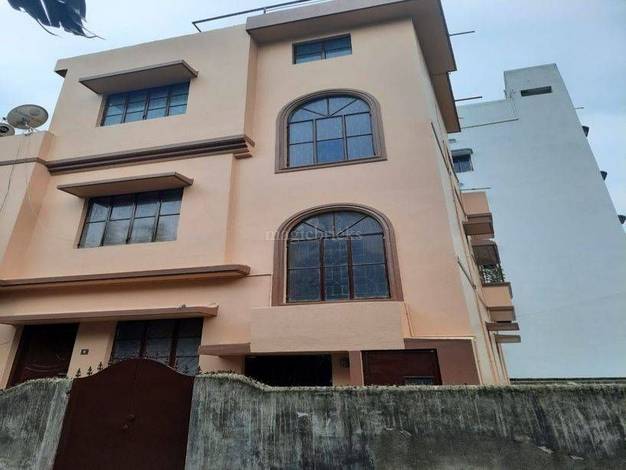 This is 2 BHK  apartment in Kolkata, New Town, by . Part of the 2 BHK Semi Furnished Independent House In Kolkata , with a monthly rent of 20.00 and a build-up area of 3000 sq. ft. From 20 successful projects.